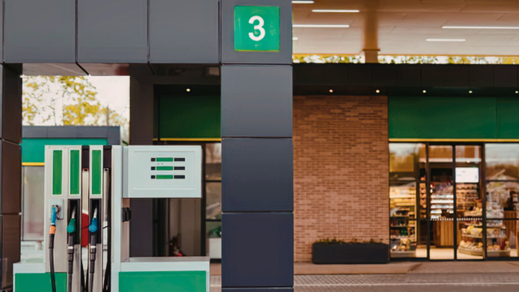 Convenience store loyalty program cost under three funding models: operator margin, CPG trade dollars, advertiser funding